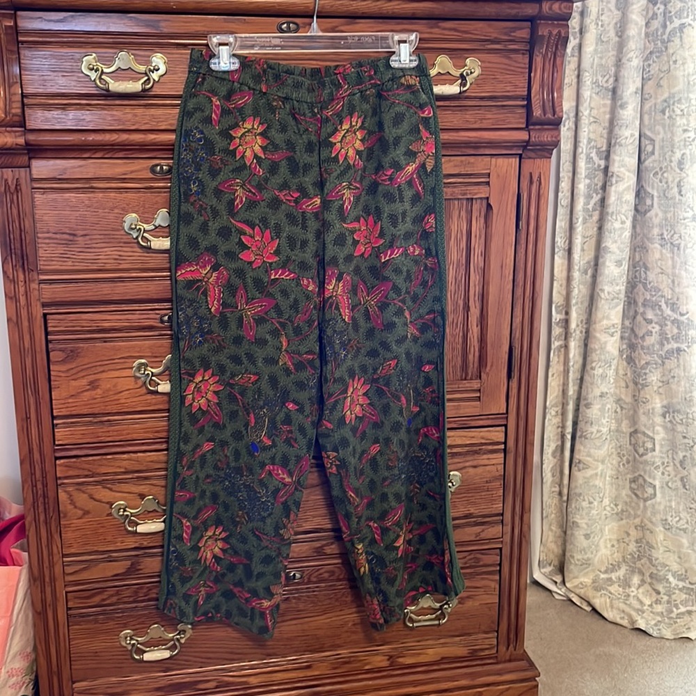 Euc Anthropologie pants.